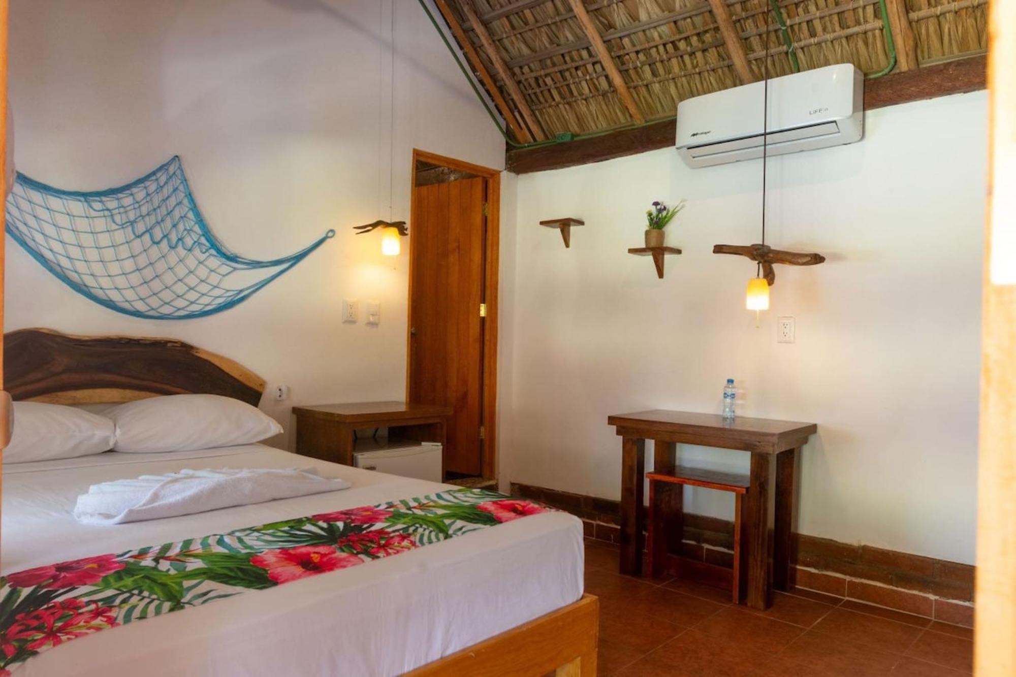 Brisas de Zicatela Frida Paradise Beach Hotel - Punta Zicatela מראה חיצוני תמונה