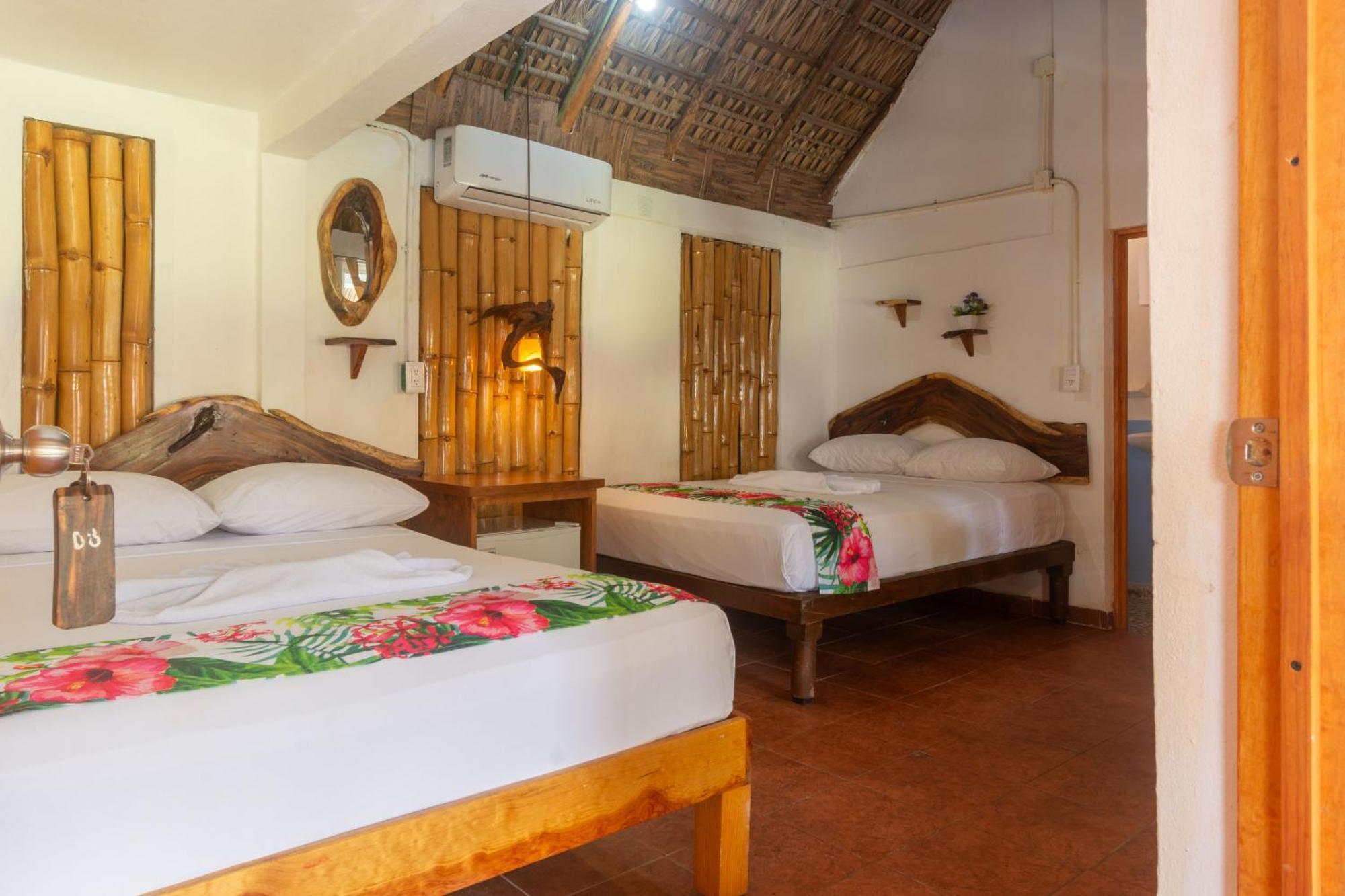 Brisas de Zicatela Frida Paradise Beach Hotel - Punta Zicatela מראה חיצוני תמונה