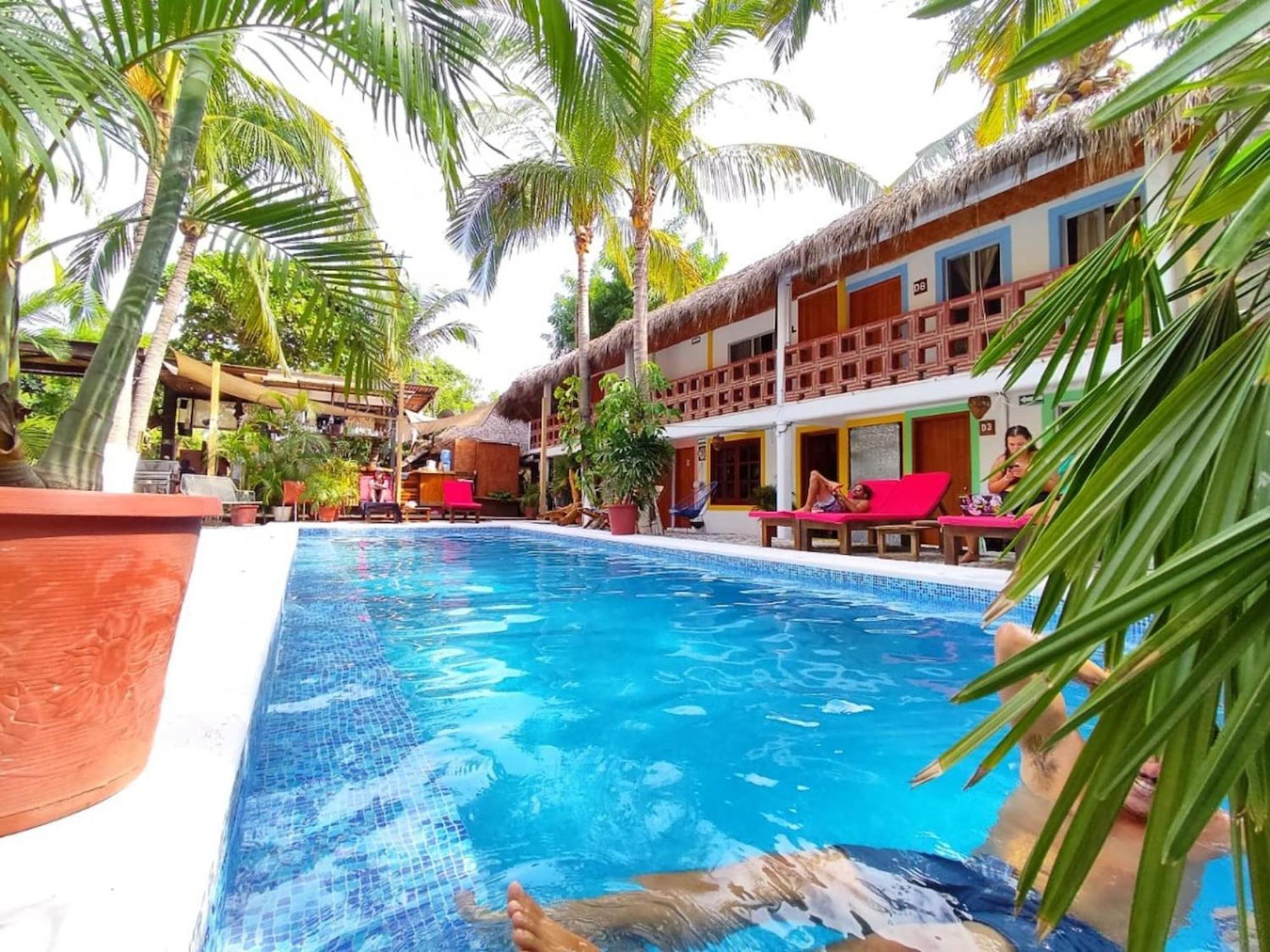Brisas de Zicatela Frida Paradise Beach Hotel - Punta Zicatela מראה חיצוני תמונה