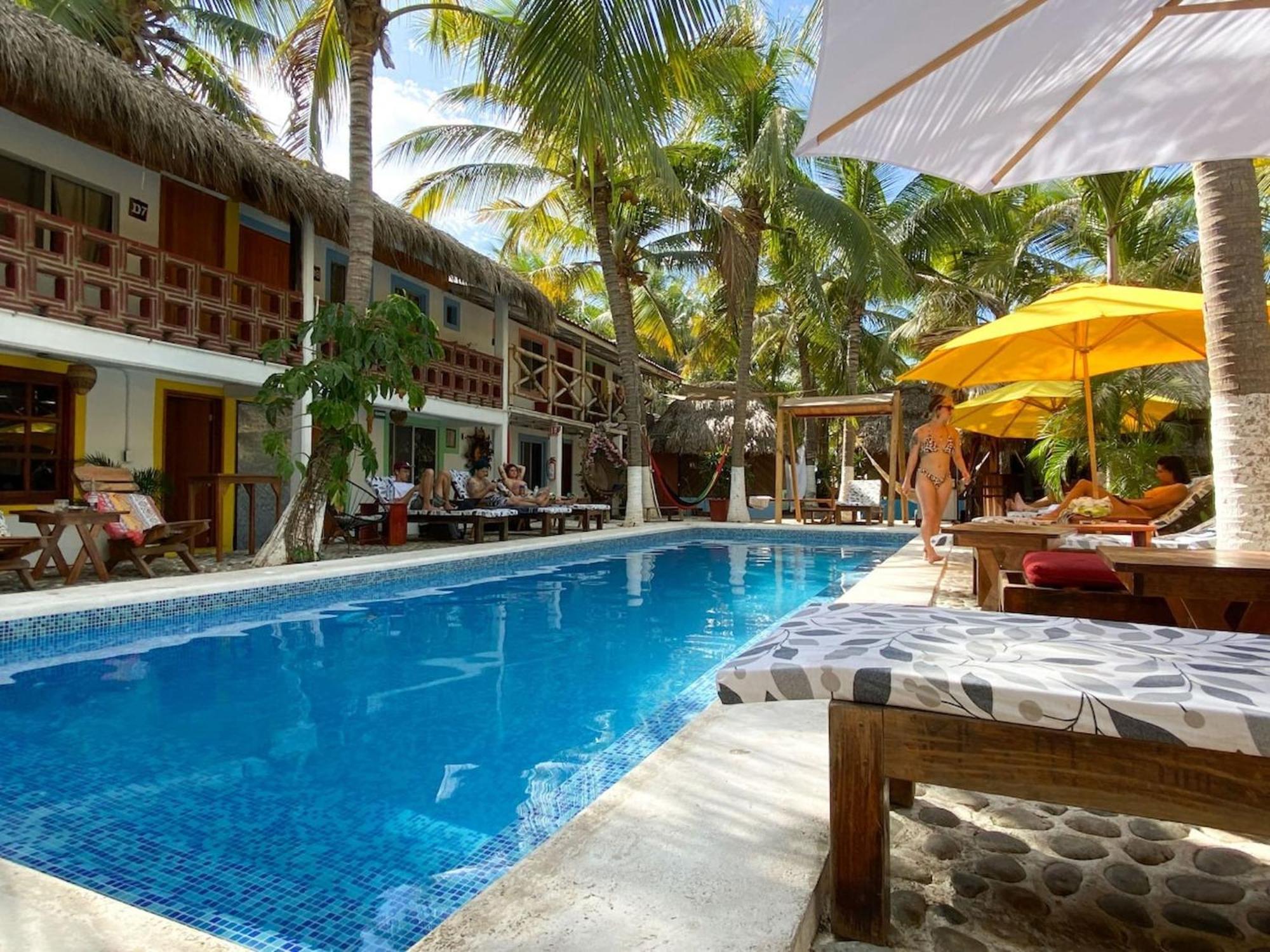 Brisas de Zicatela Frida Paradise Beach Hotel - Punta Zicatela מראה חיצוני תמונה