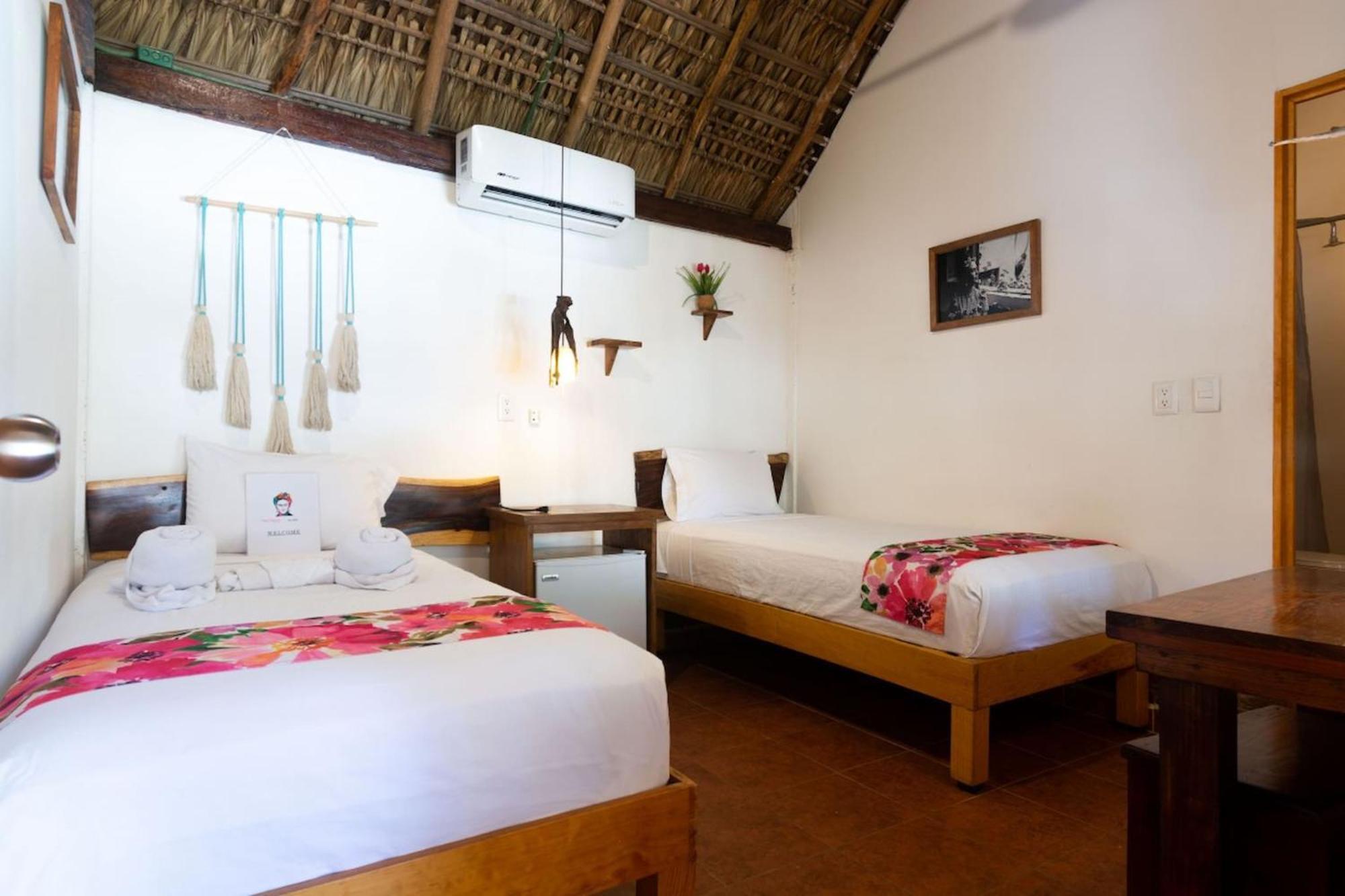 Brisas de Zicatela Frida Paradise Beach Hotel - Punta Zicatela מראה חיצוני תמונה